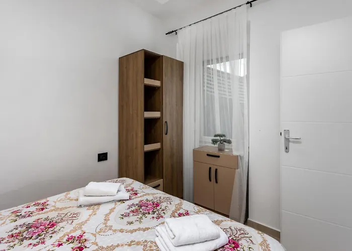 Semesterbostad 3 Bedroom Amazing In Crikvenica