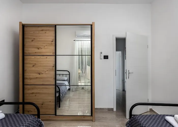 3 Bedroom Amazing In Ferienhaus Crikvenica